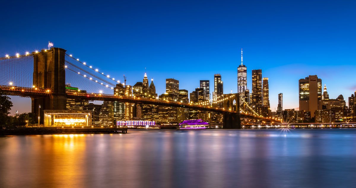 Excursión contrastes de Nueva York: Puente de Brooklyn visto desde Dumbo en Nueva York