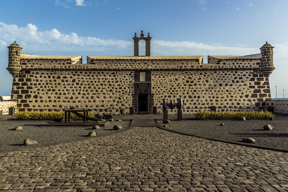 Castillo de San José y Museo Internacional de Arte Contemporáneo de Lanzarote